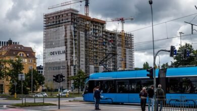 traffic builder 3511403043 digital compass